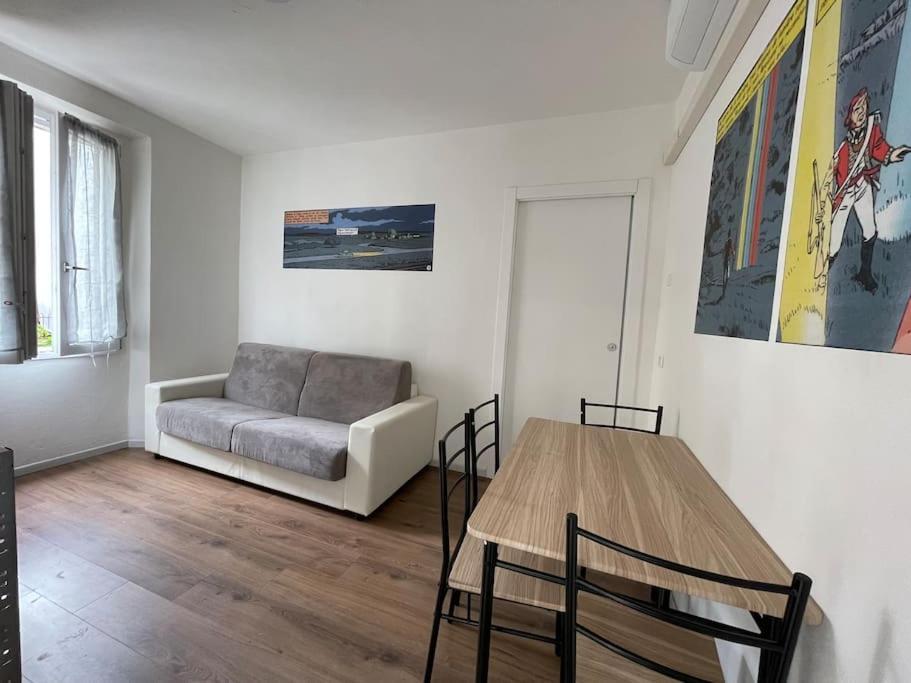 L'Etrange Rendez-Vous Tome 1 Apartment Carona  Exterior photo