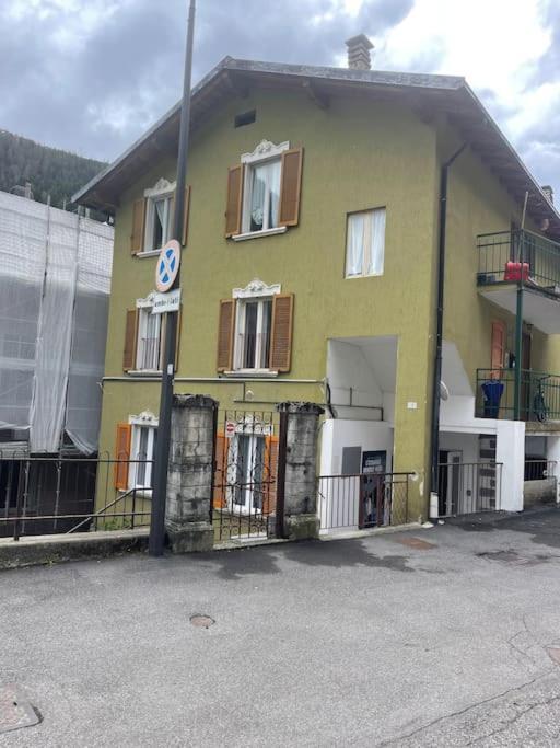 L'Etrange Rendez-Vous Tome 1 Apartment Carona  Exterior photo